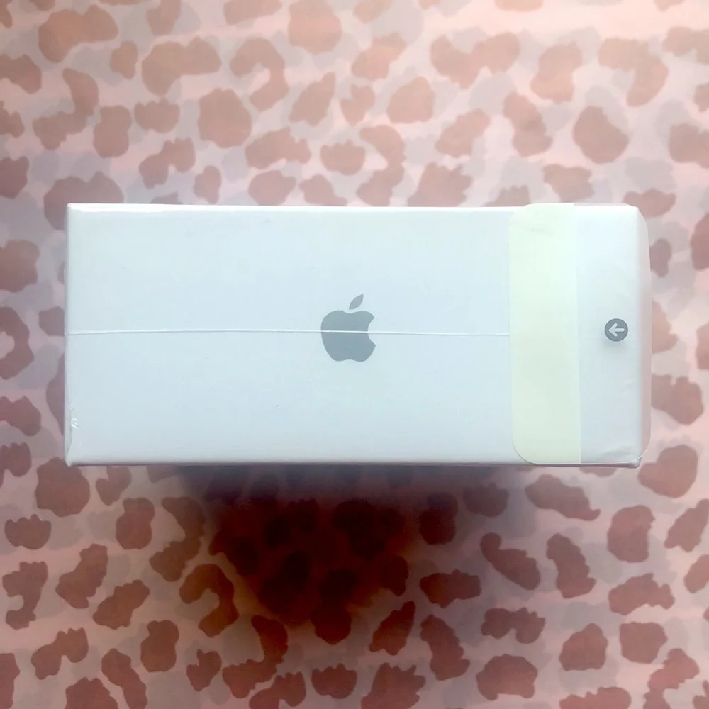Brand New Apple AirPods Pro with Charging Case - Picture 5 of 5